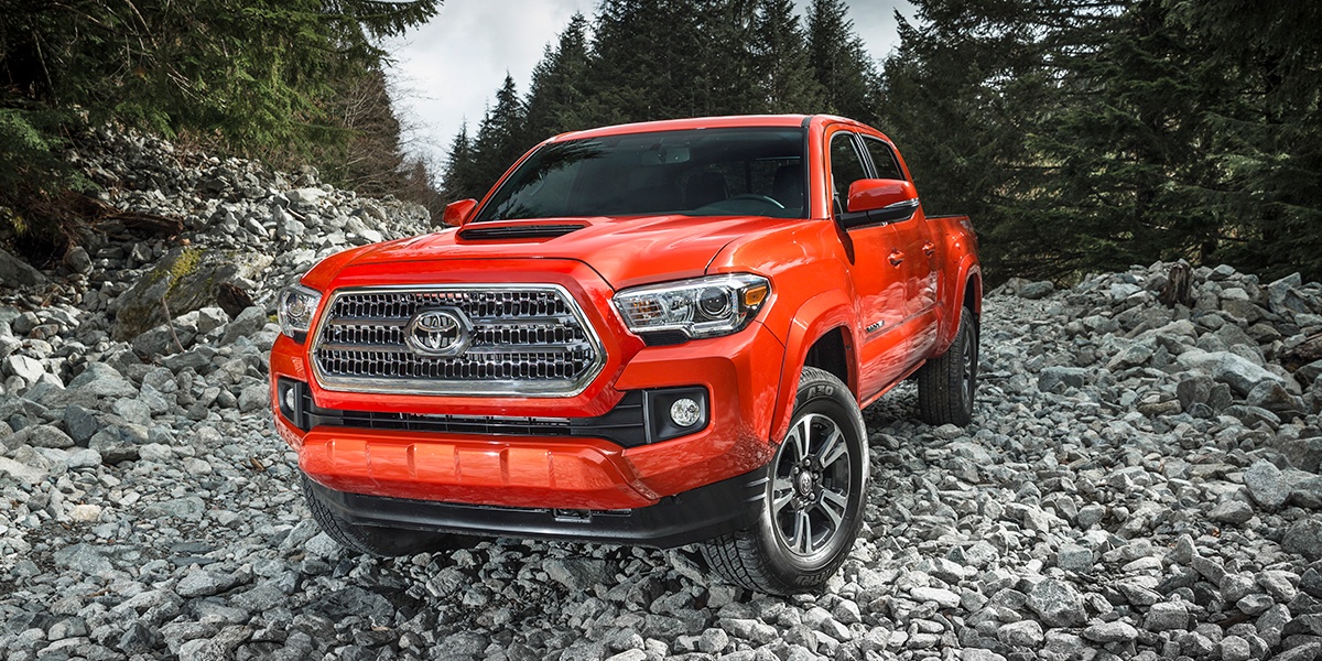 2016_Toyota_Tacoma-3.jpg